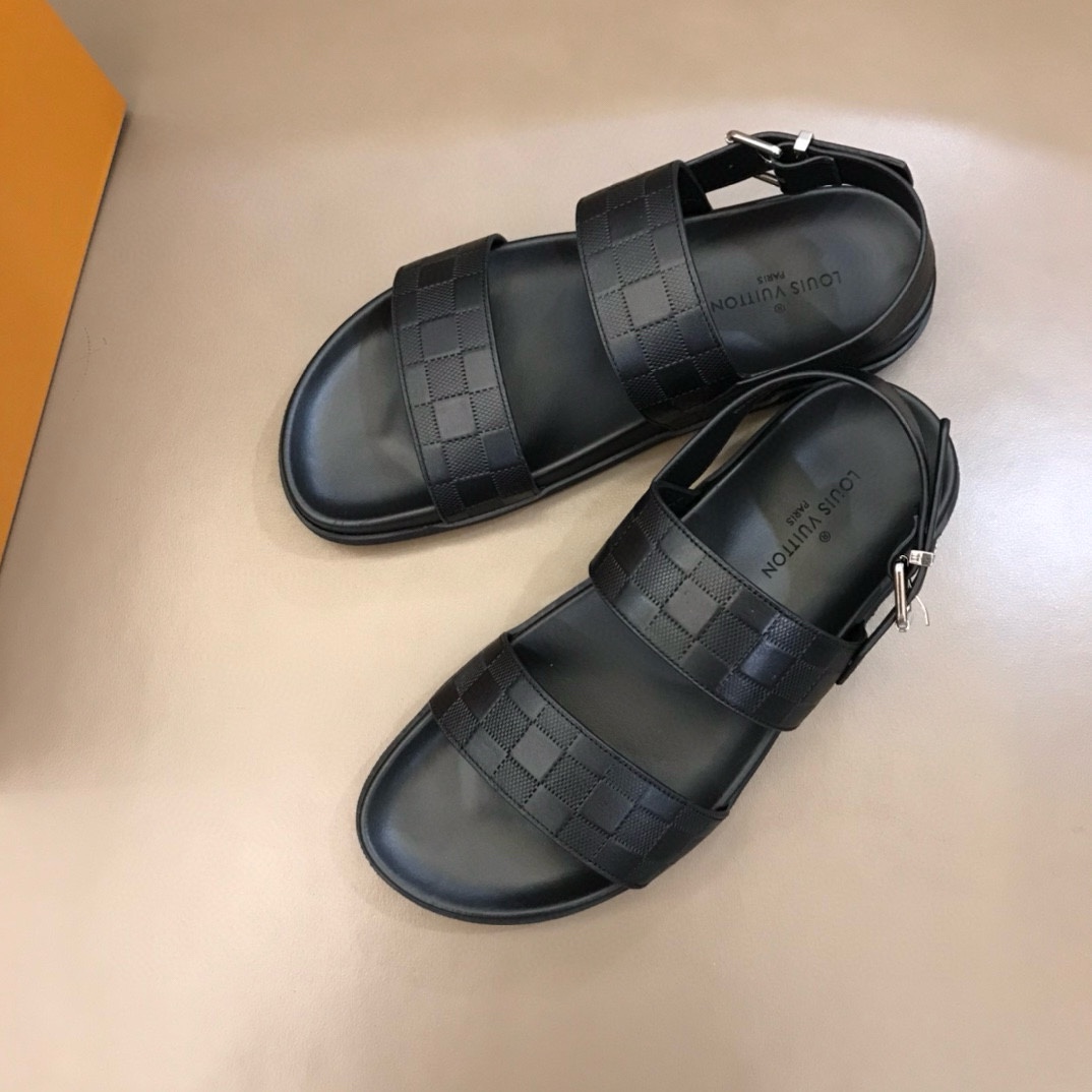 Louis Vuitton Male Slippers L-s