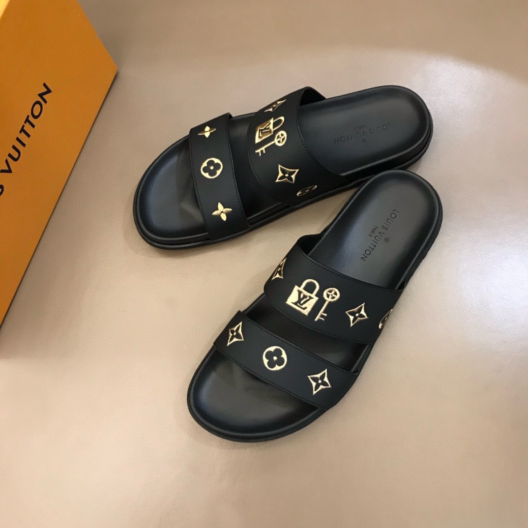 Louis Vuitton Male Slippers L-s
