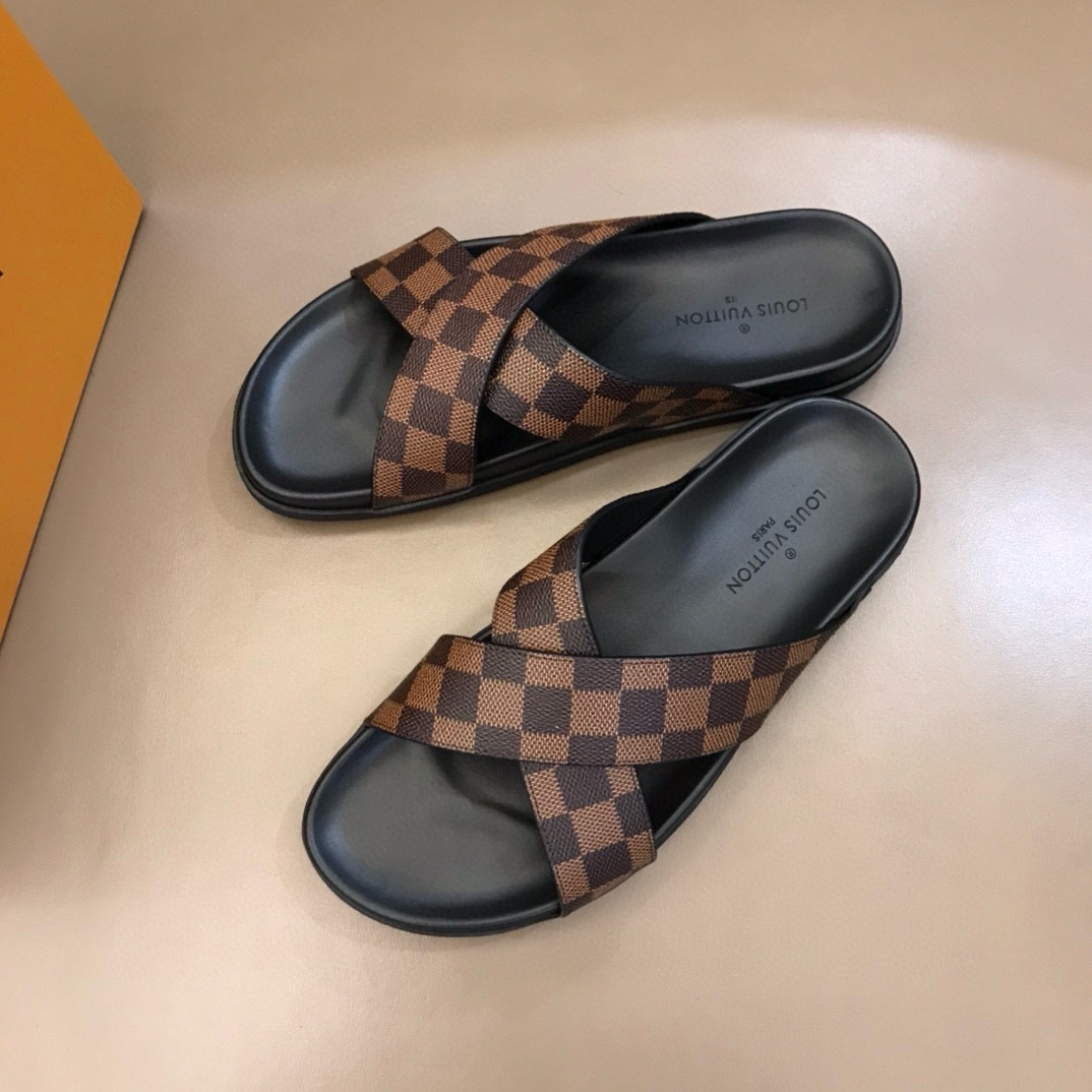 Louis Vuitton Male Slippers L-s