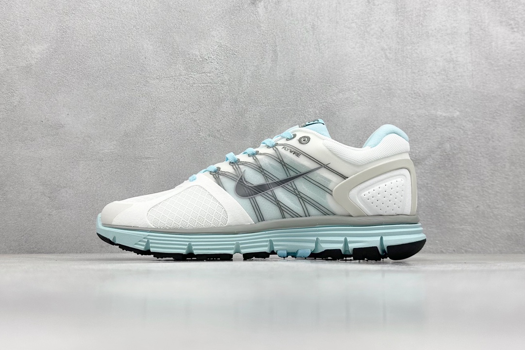 Basic Shoes Breathable L