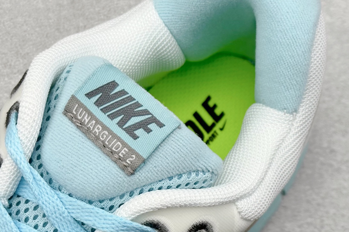 Basic Shoes Breathable L