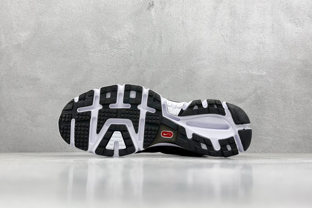 Basic Shoes Breathable L