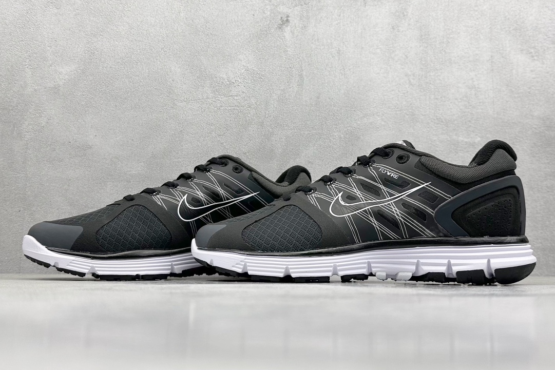 Basic Shoes Breathable L