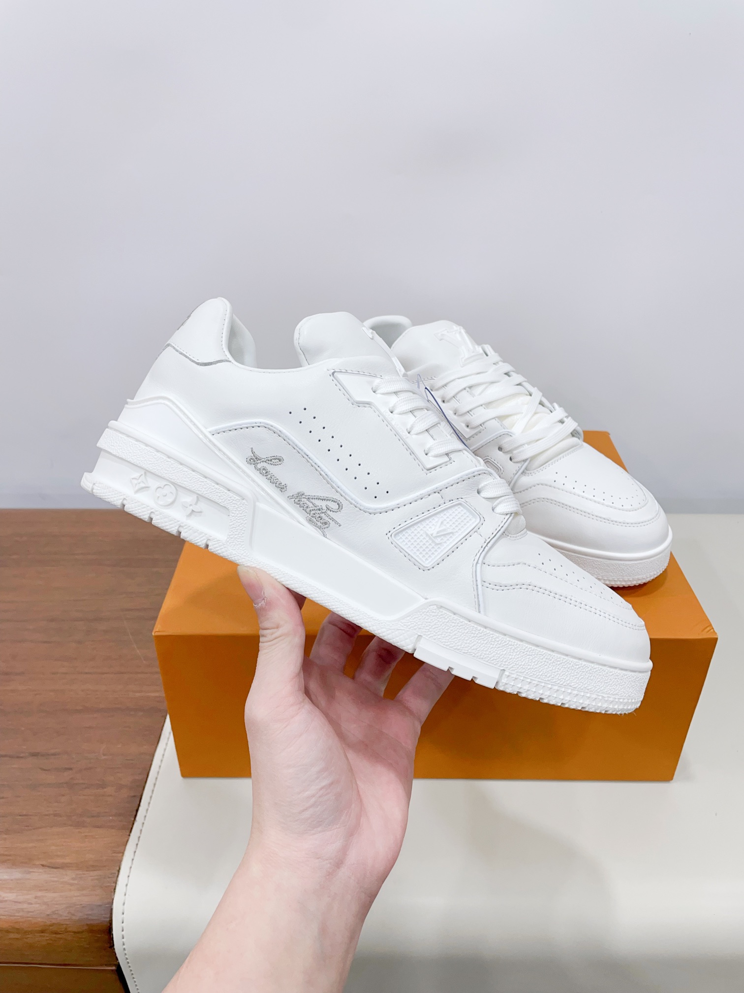 Louis Vuitton Male Sneakers Breathable M-l