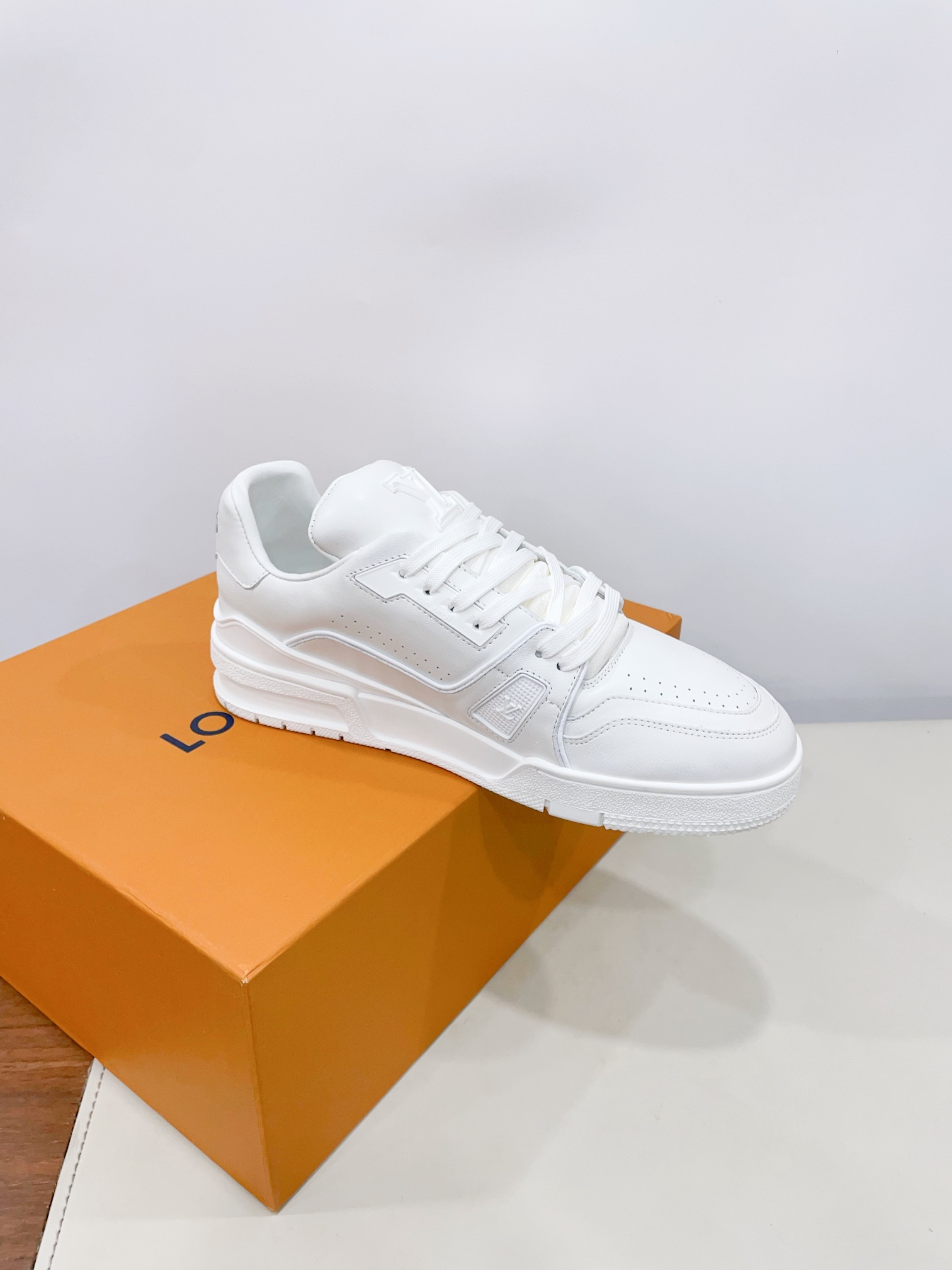 Louis Vuitton Male Sneakers Breathable M-l