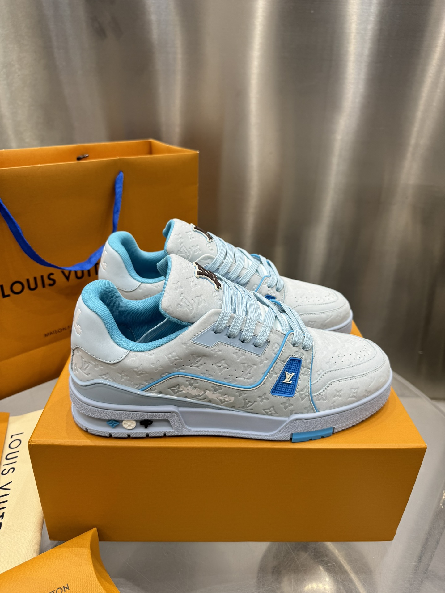 Louis Vuitton Basic Shoes L-s