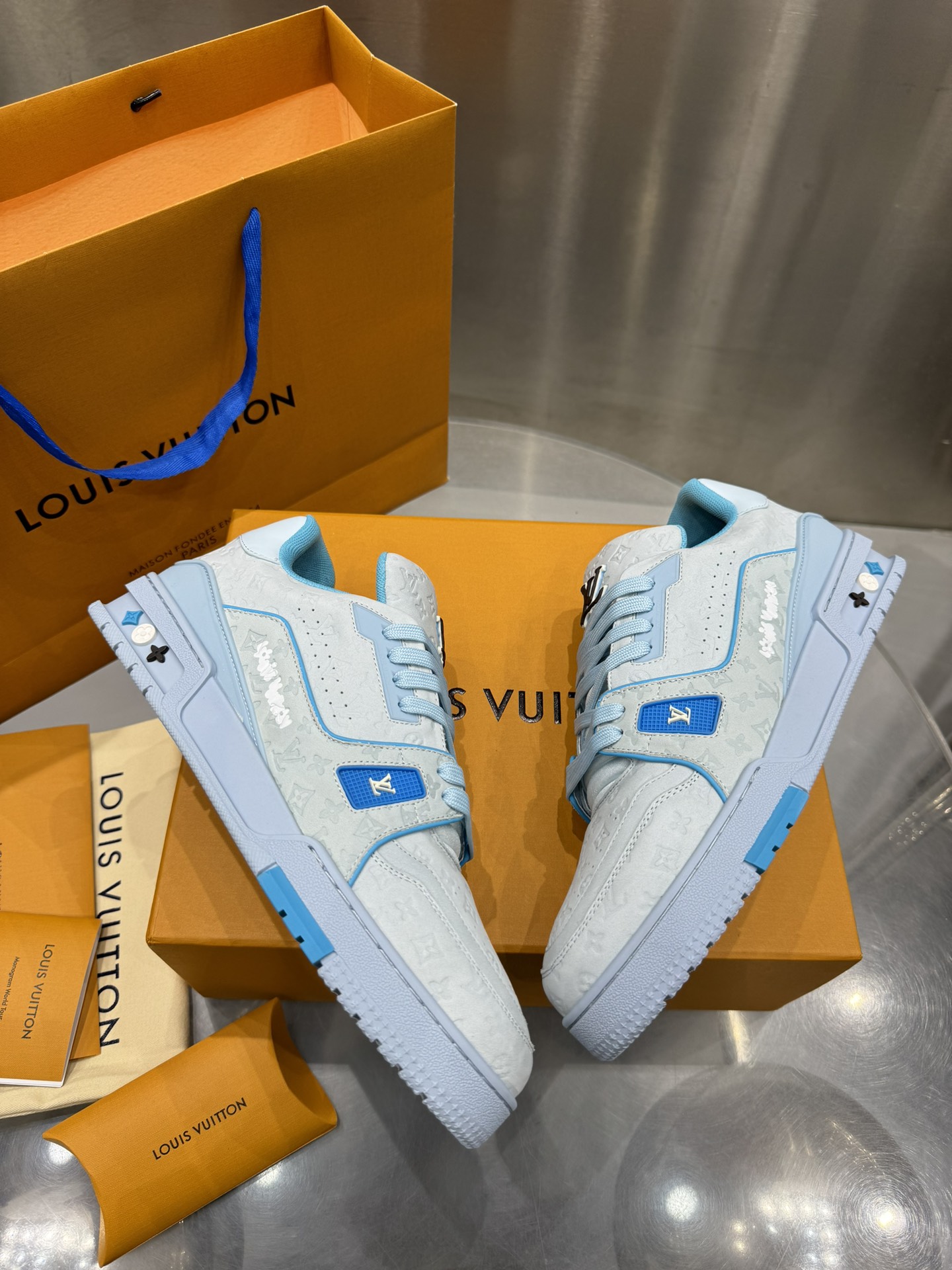 Louis Vuitton Basic Shoes L-s