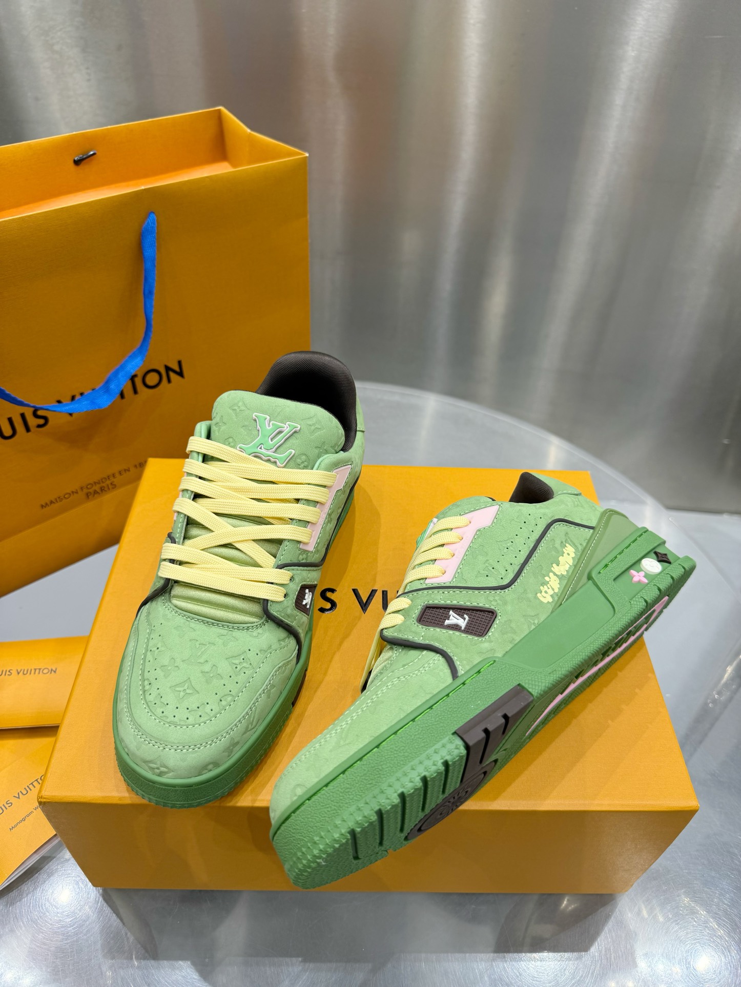 Louis Vuitton Basic Shoes L-s