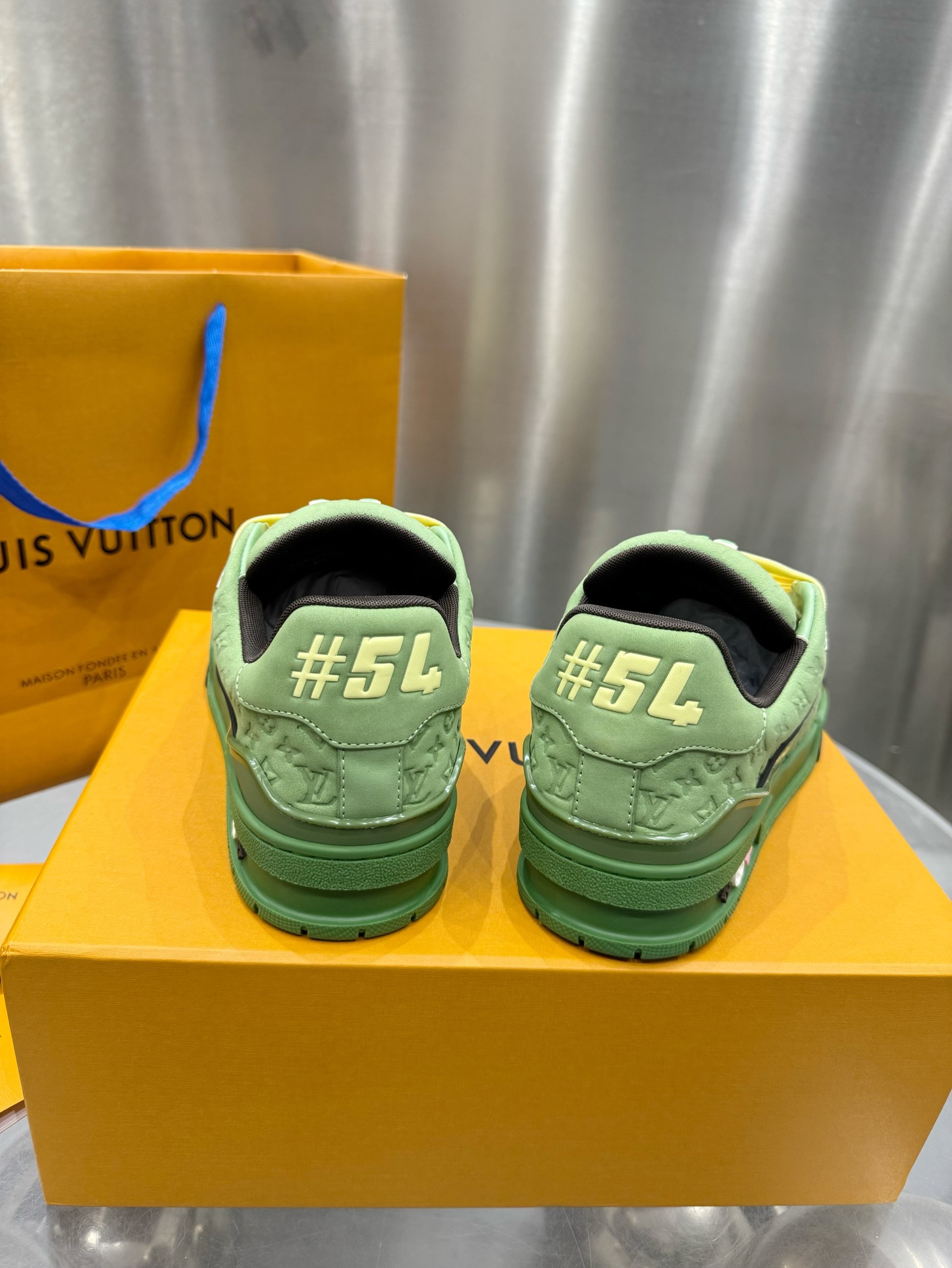 Louis Vuitton Basic Shoes L-s