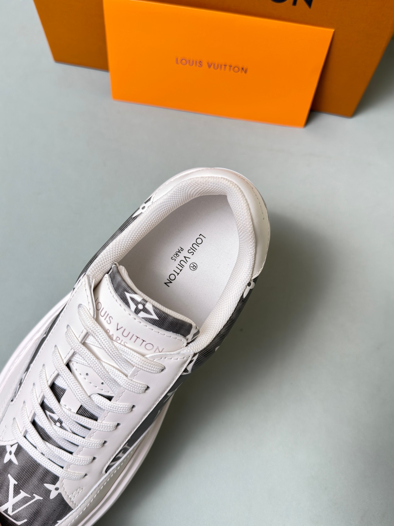 Louis Vuitton Male Sneakers 45-l