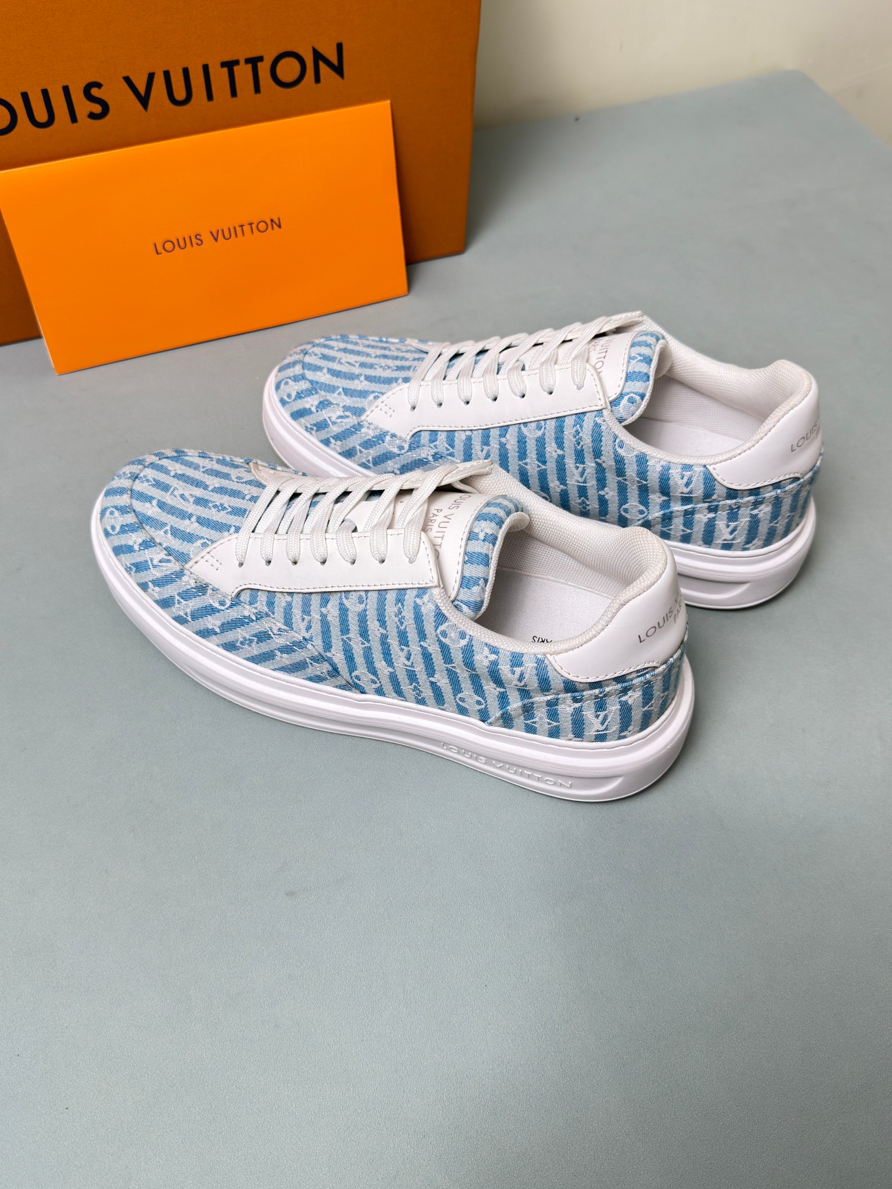 Louis Vuitton Male Sneakers 45-l