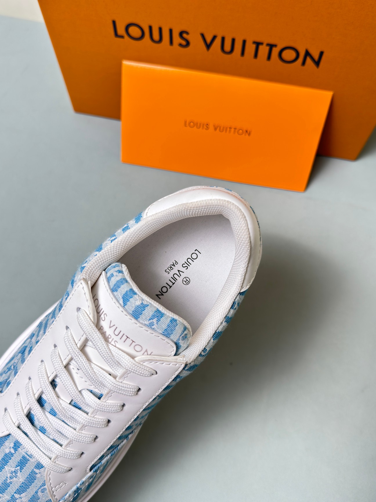 Louis Vuitton Male Sneakers 45-l