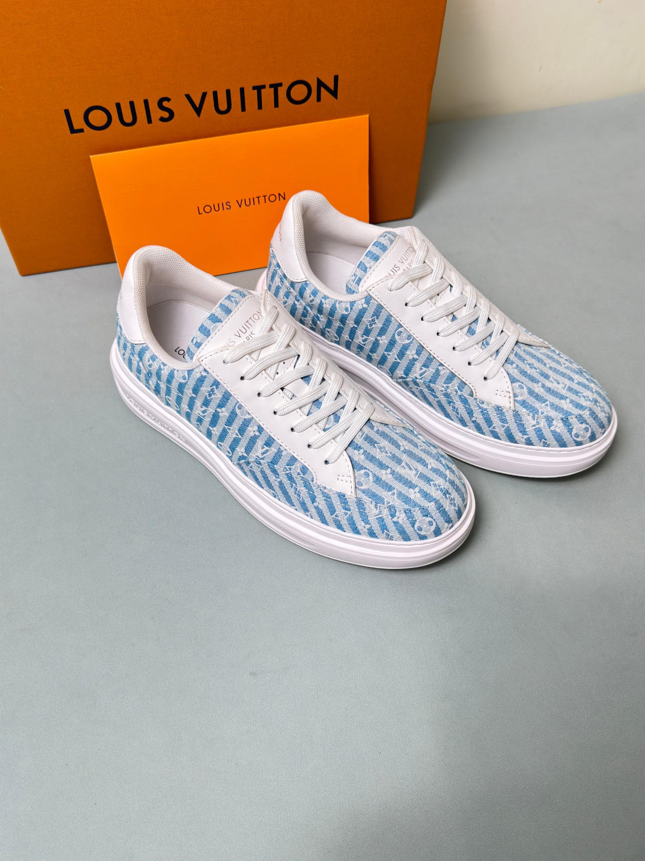Louis Vuitton Male Sneakers 45-l