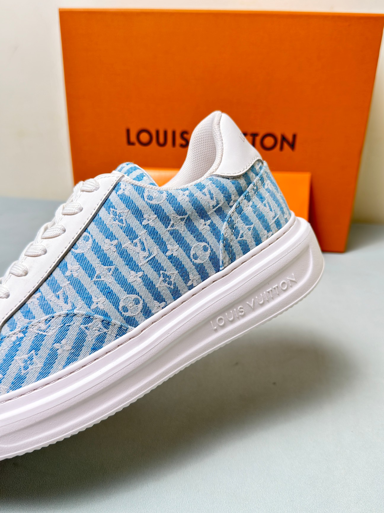 Louis Vuitton Male Sneakers 45-l