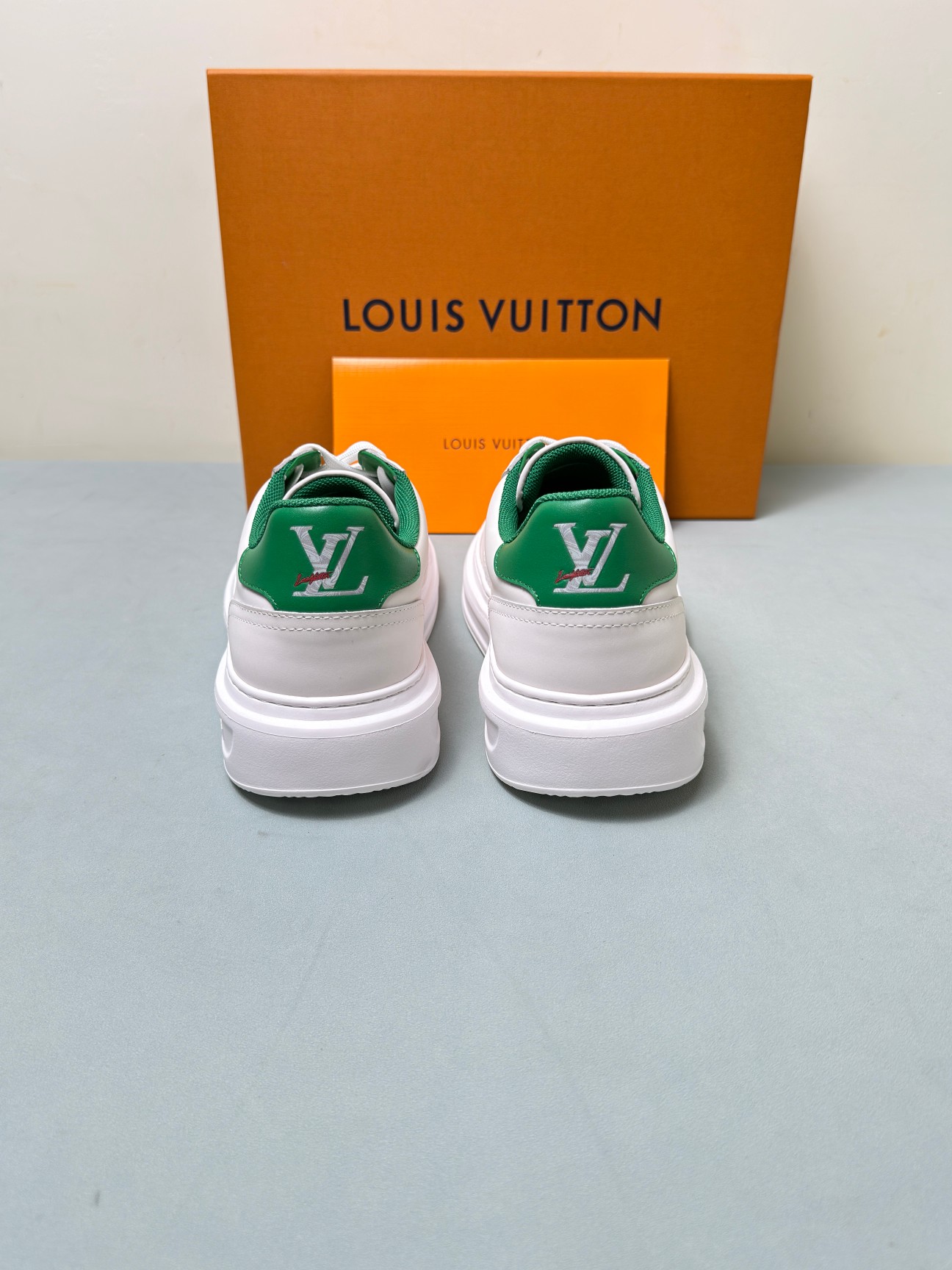 Louis Vuitton Male Sneakers 45-l