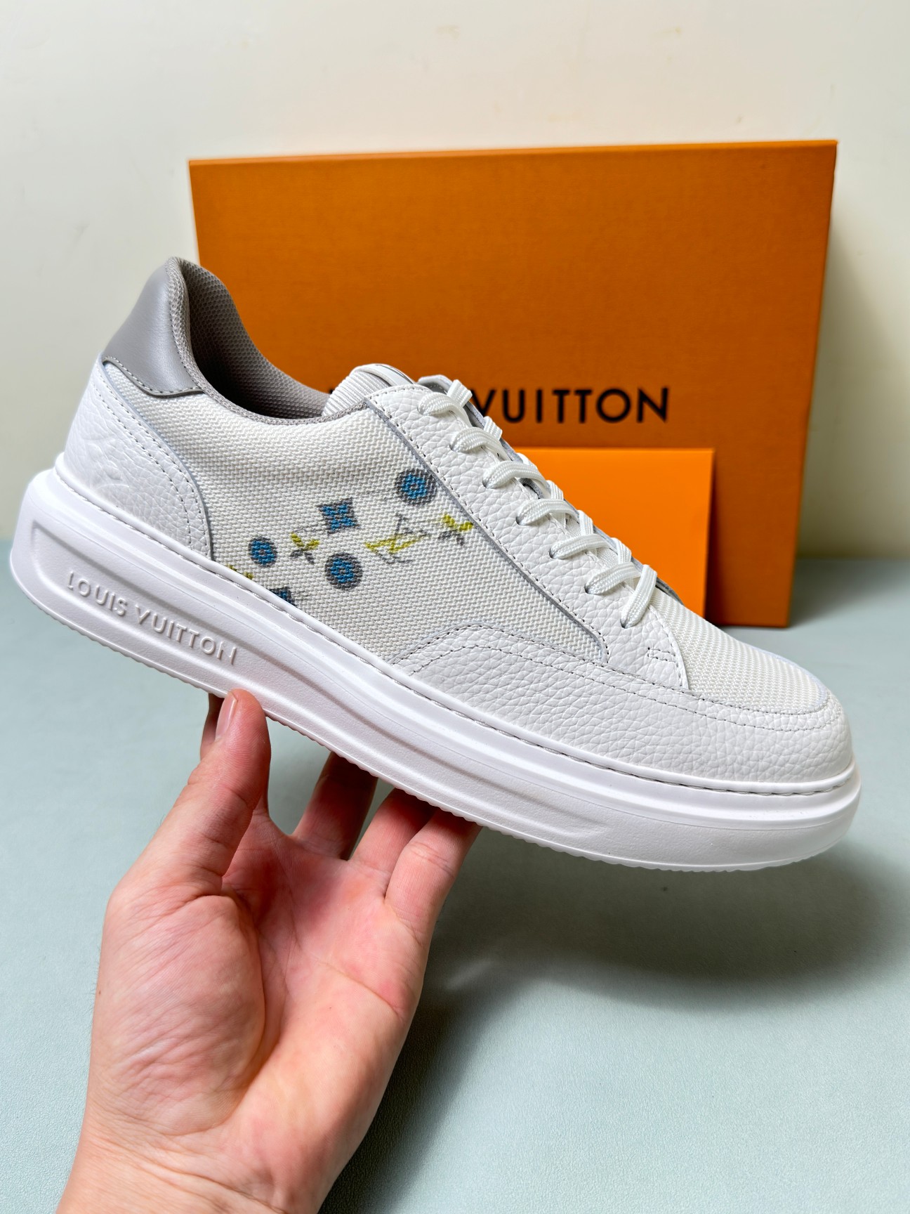 Louis Vuitton Male Sneakers 45-l
