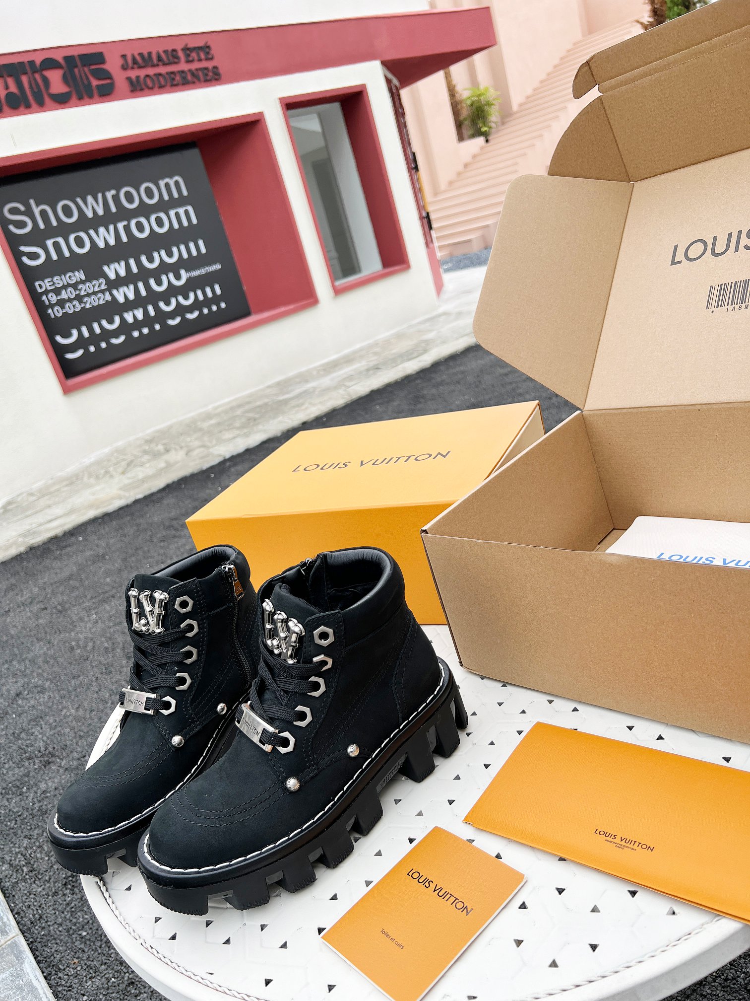 Calvin Klein Dr. Martens Louis Vuitton Male Boots Cow Leather L-s