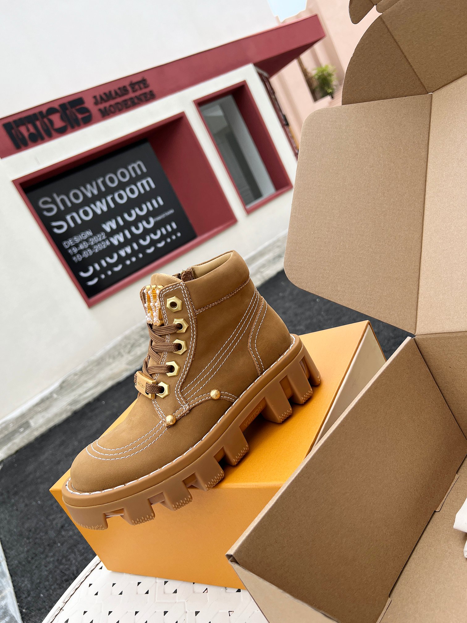 Calvin Klein Dr. Martens Louis Vuitton Male Boots Cow Leather L-s