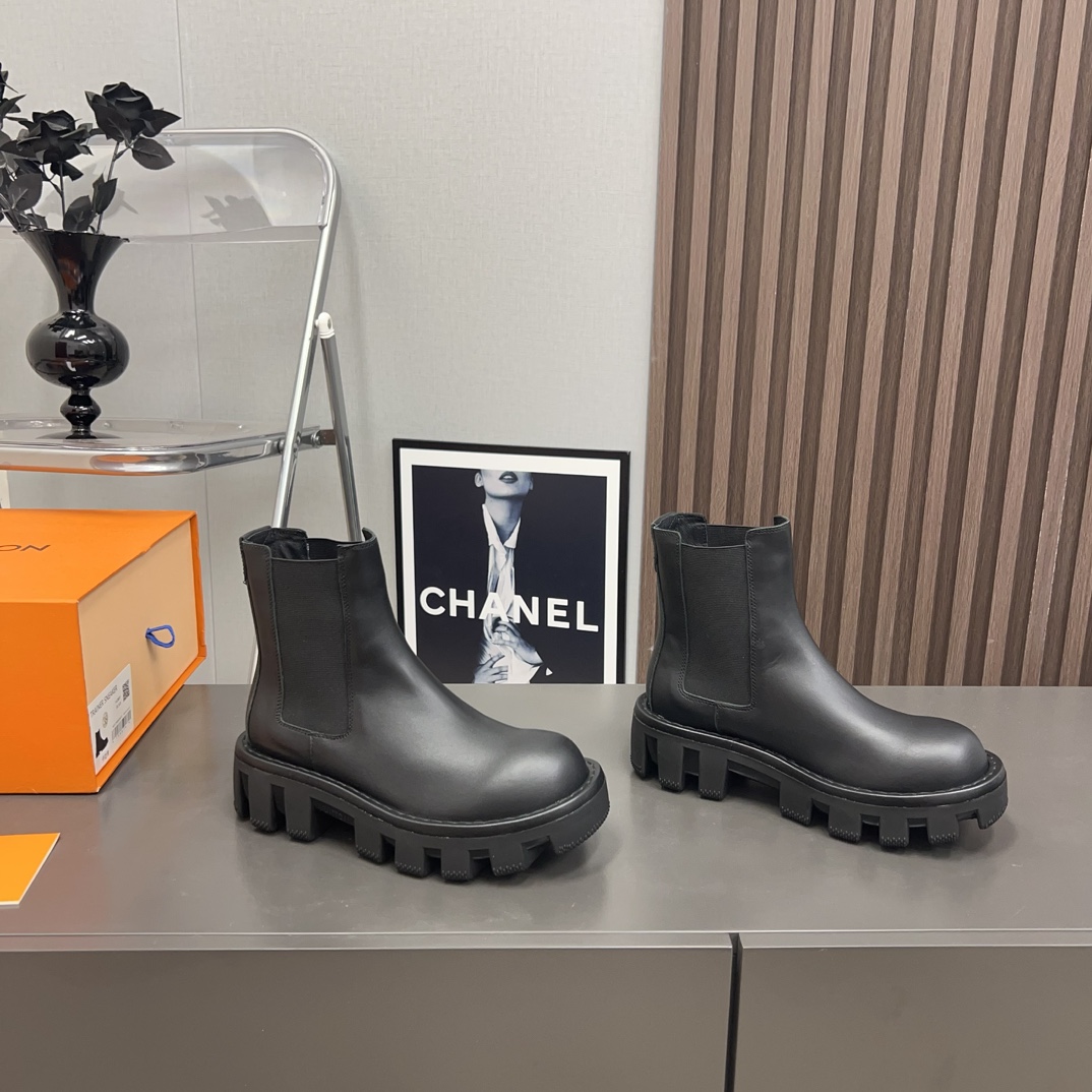 Male Boots Cow Leather M-l-s