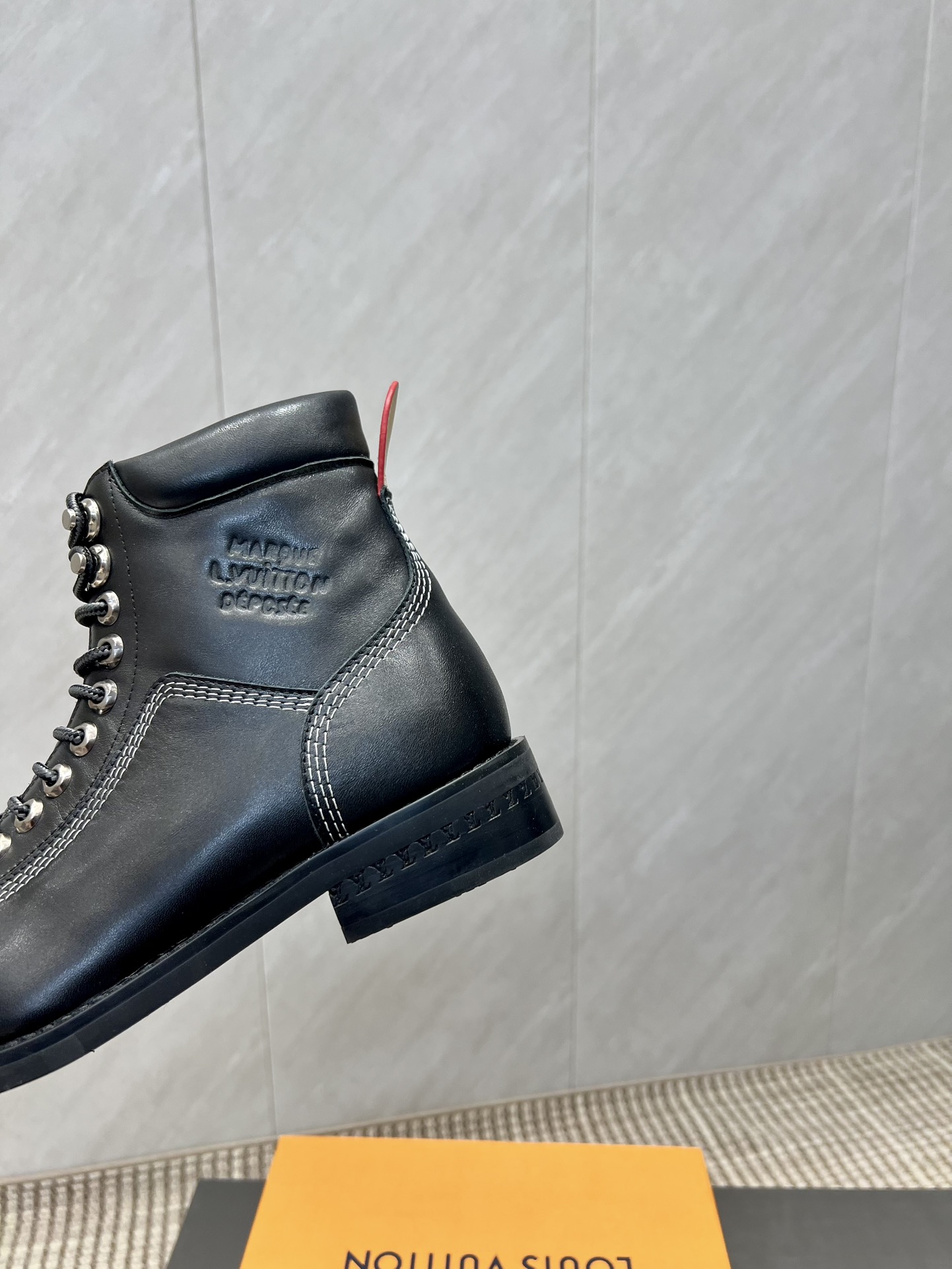 Male Boots Cow Leather M-l-s