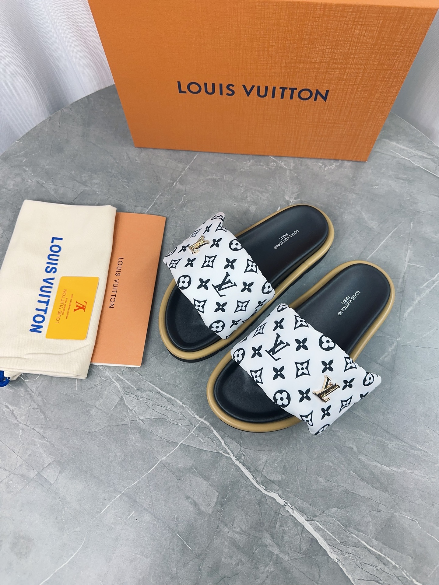 Louis Vuitton Sandals M-l-s
