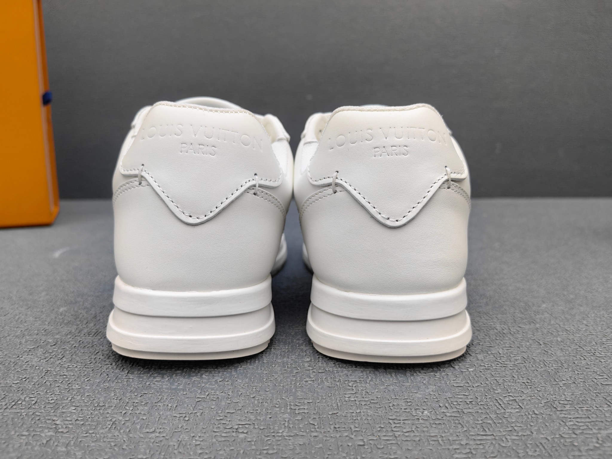 Louis Vuitton Basic Shoes 45-m-l