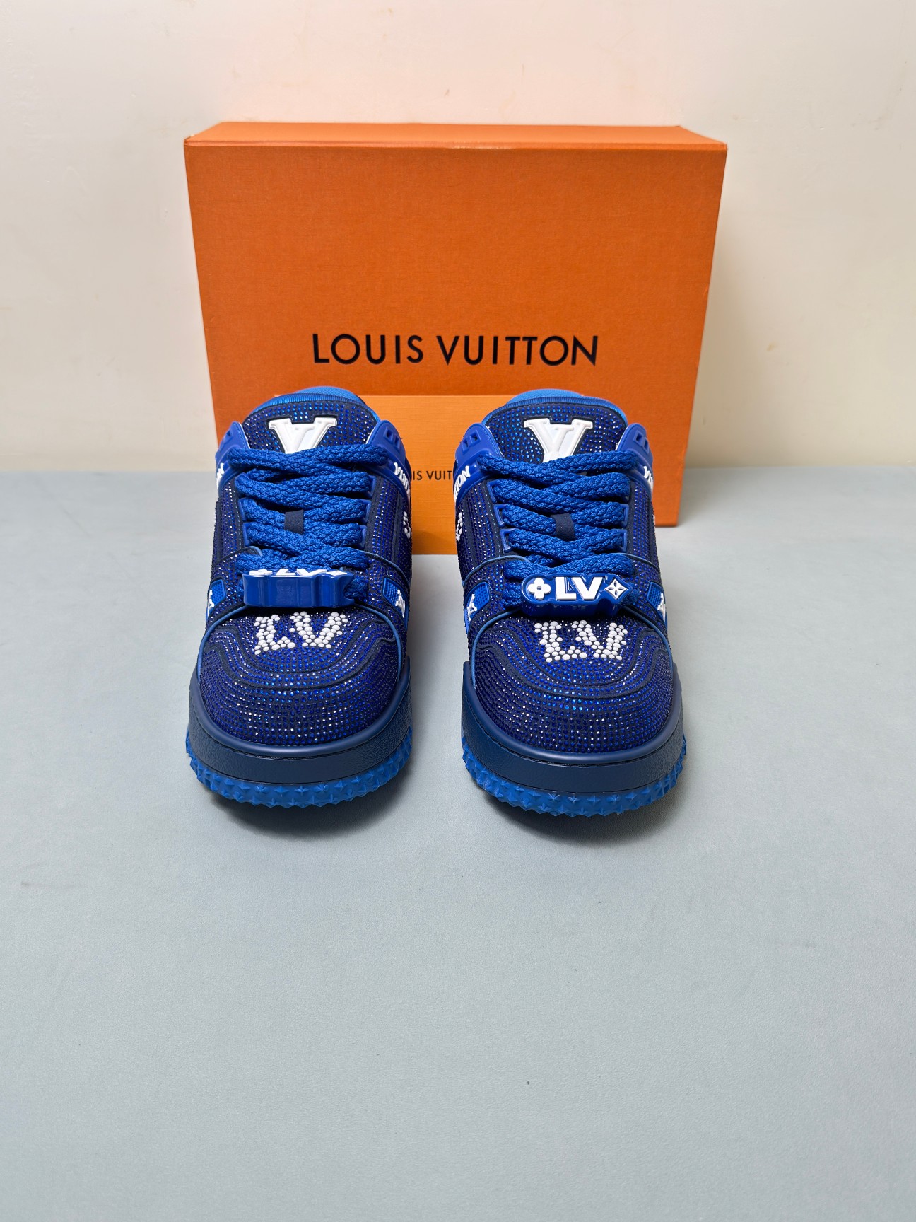 Louis Vuitton Basic Shoes Mesh Breathable L