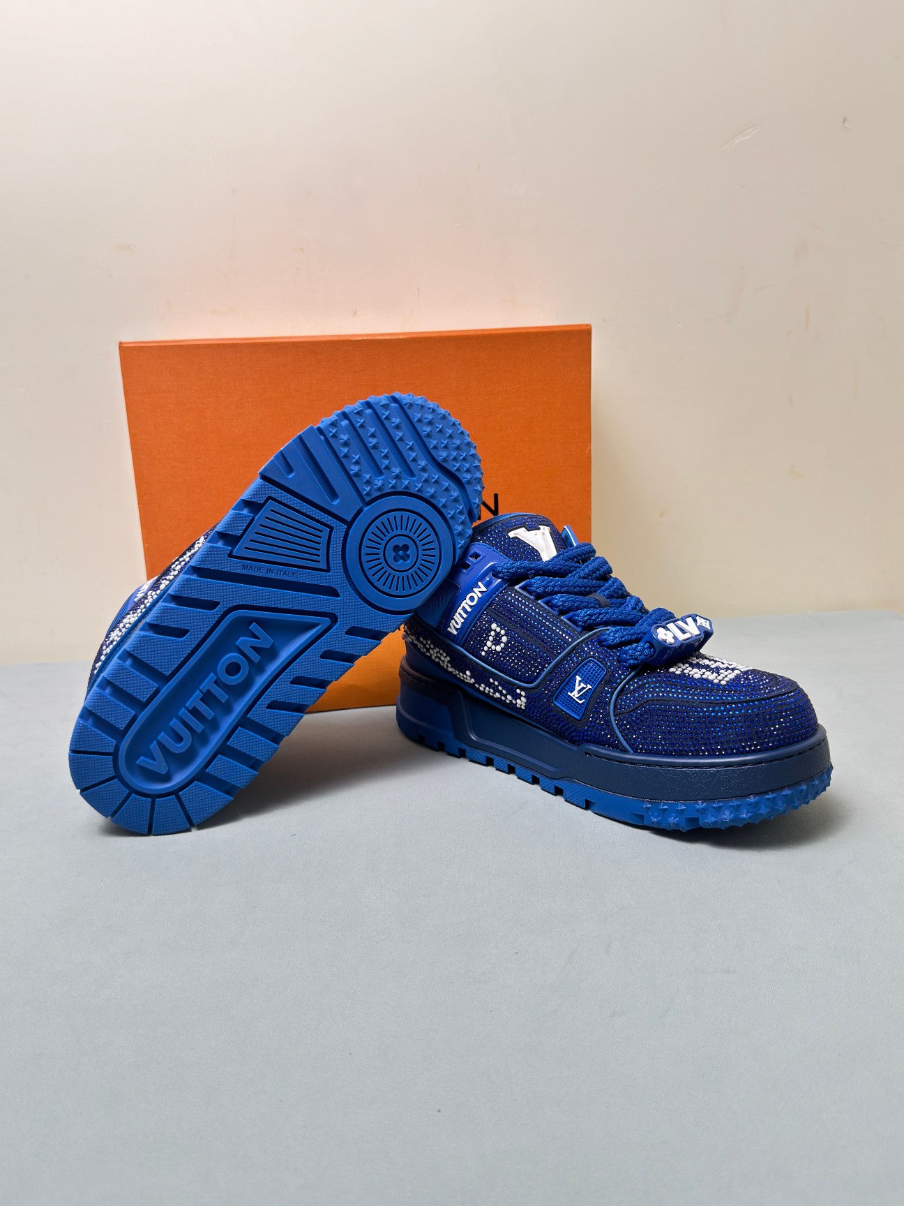 Louis Vuitton Basic Shoes Mesh Breathable L