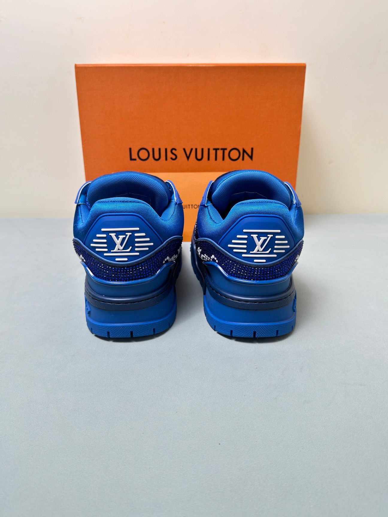 Louis Vuitton Basic Shoes Mesh Breathable L