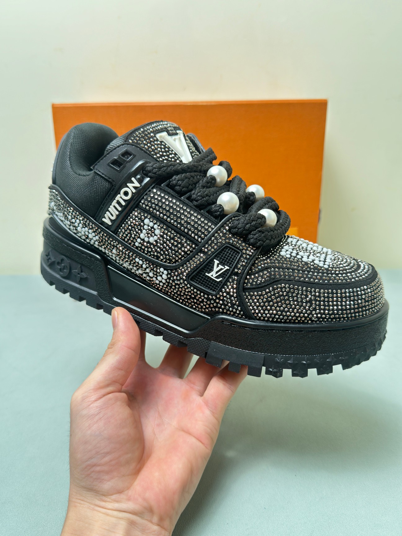 Louis Vuitton Basic Shoes Mesh Breathable L