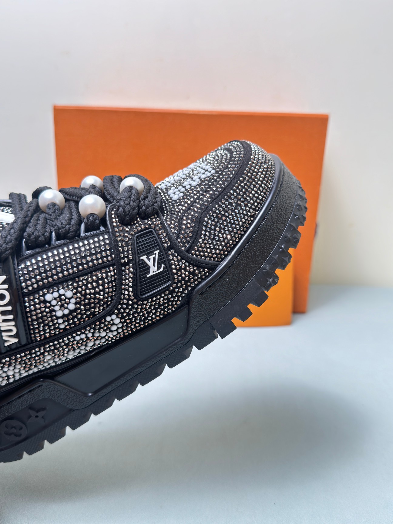 Louis Vuitton Basic Shoes Mesh Breathable L