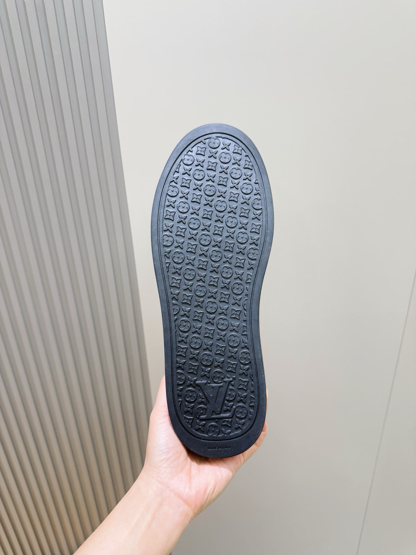 Louis Vuitton Sneakers M-l-s