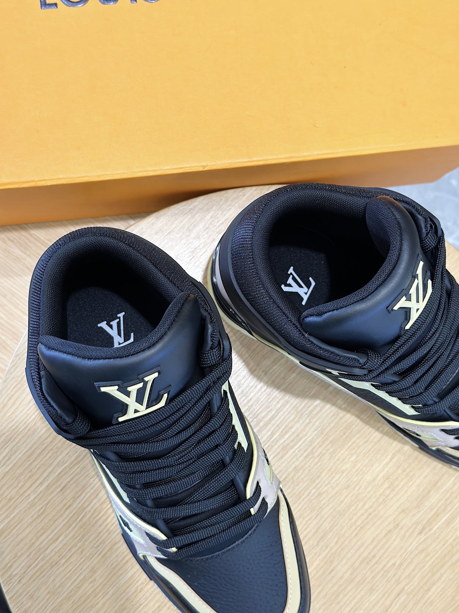 Male Sneakers Breathable M-l-s