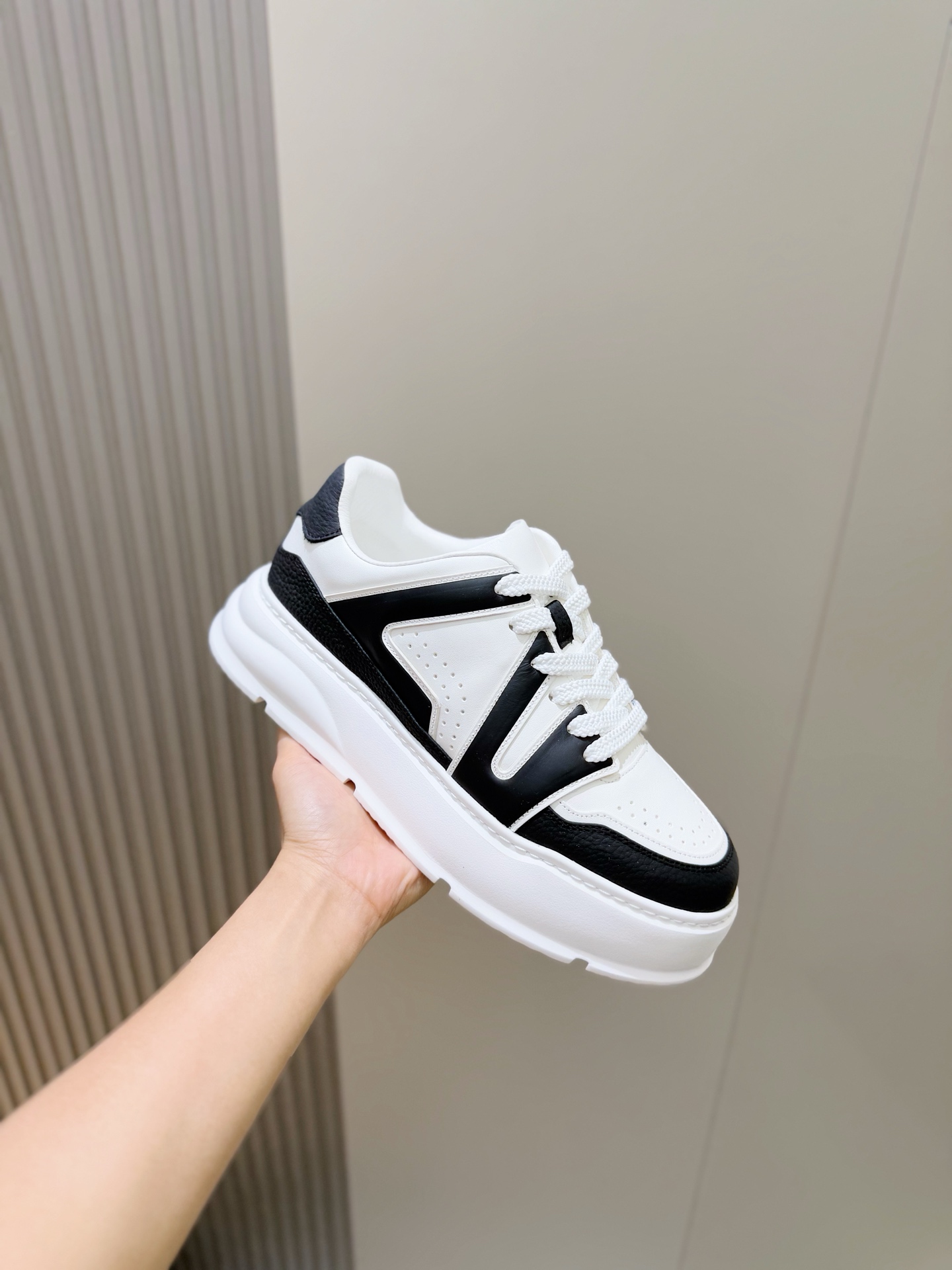 Male Sneakers L-s