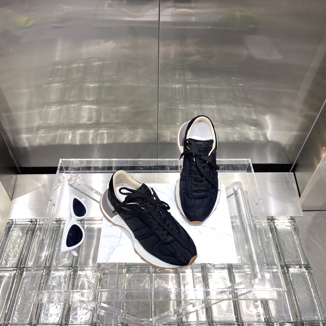 Couple Basic Shoes M-l-s