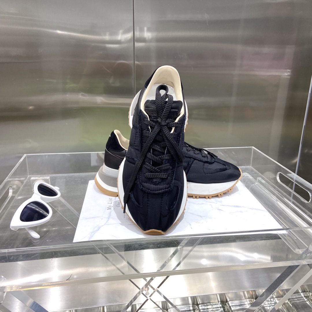 Couple Basic Shoes M-l-s