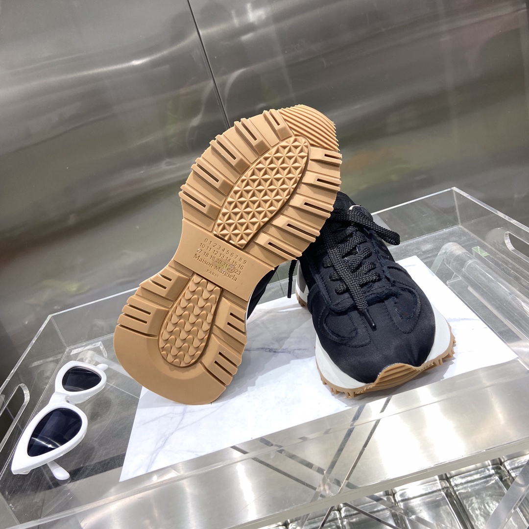 Couple Basic Shoes M-l-s