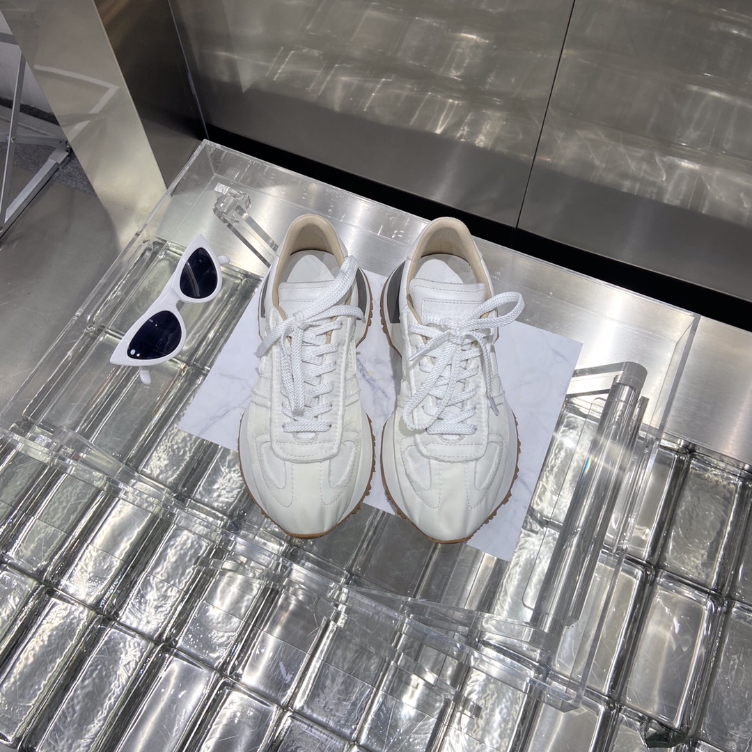 Couple Basic Shoes M-l-s