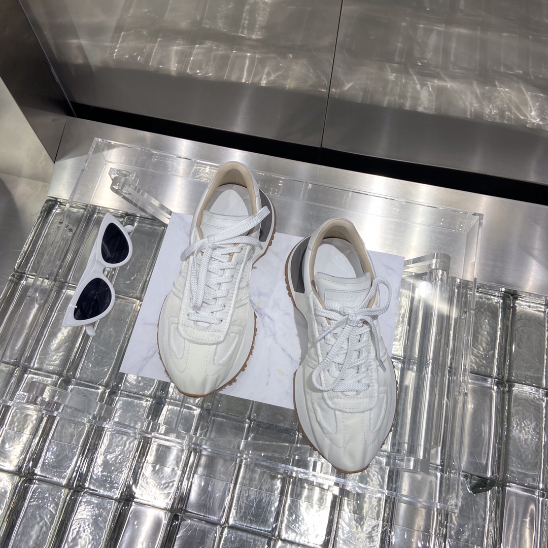 Couple Basic Shoes M-l-s