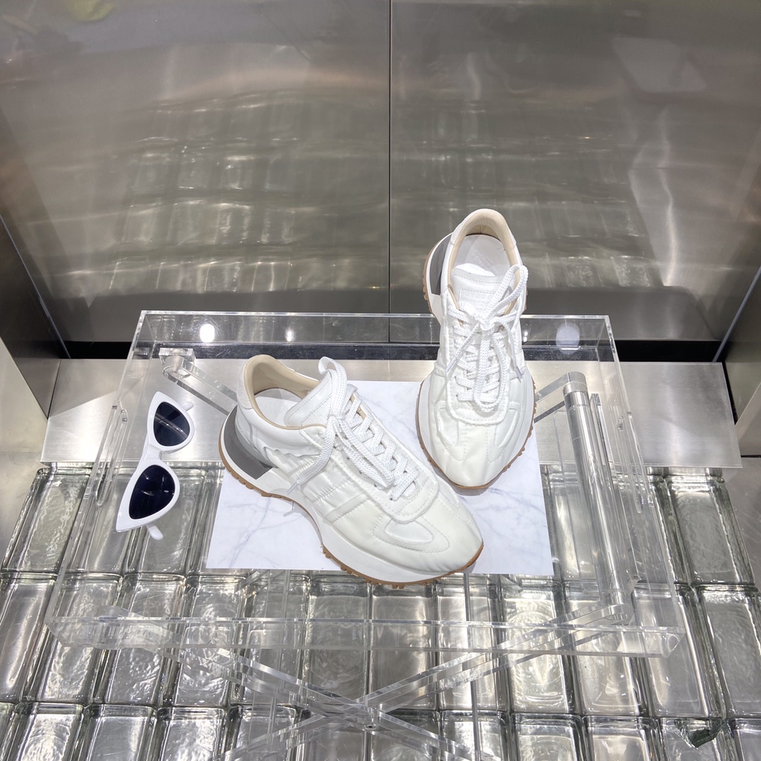 Couple Basic Shoes M-l-s