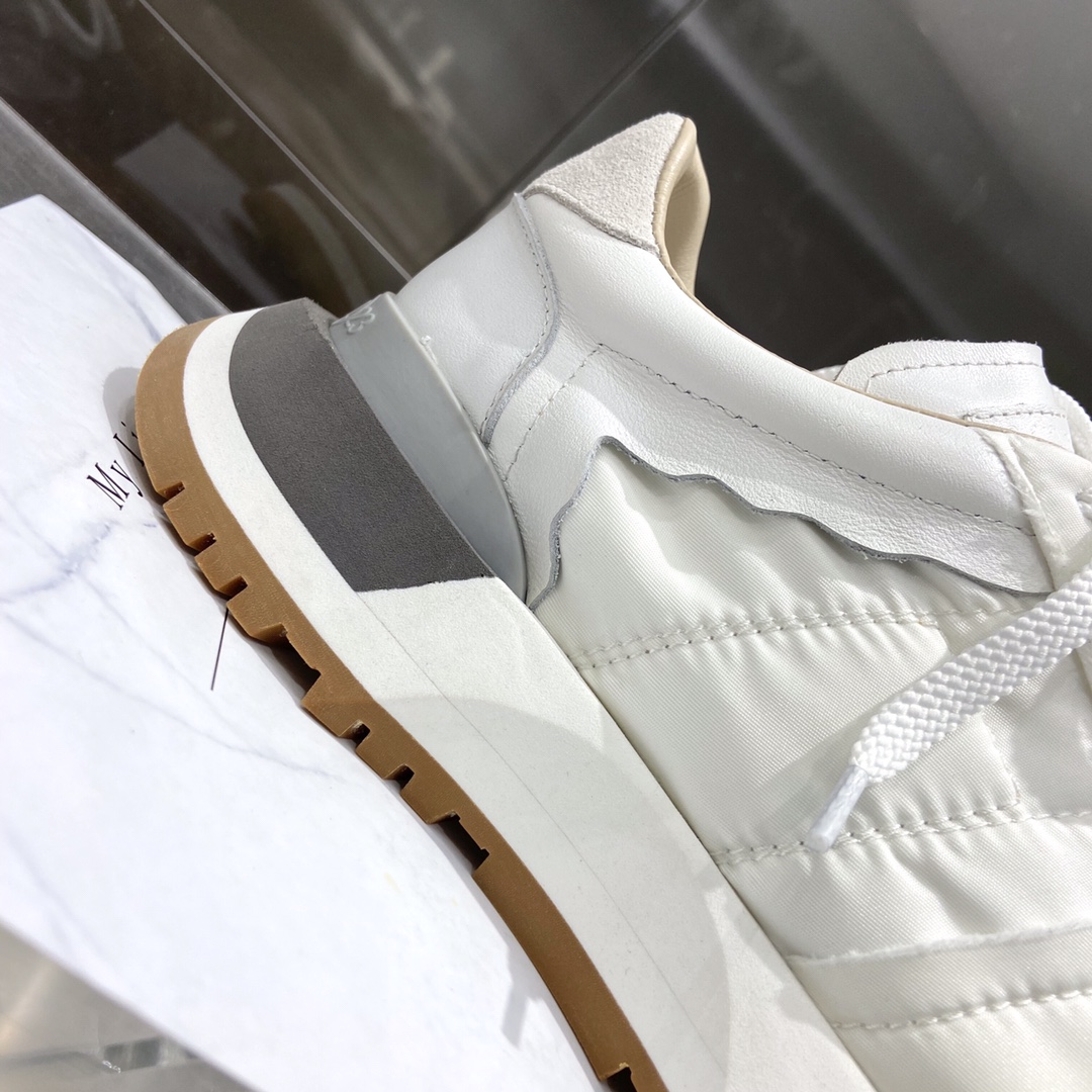 Couple Basic Shoes M-l-s