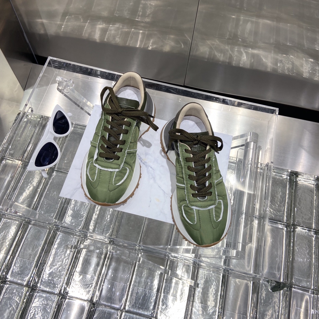 Couple Basic Shoes M-l-s