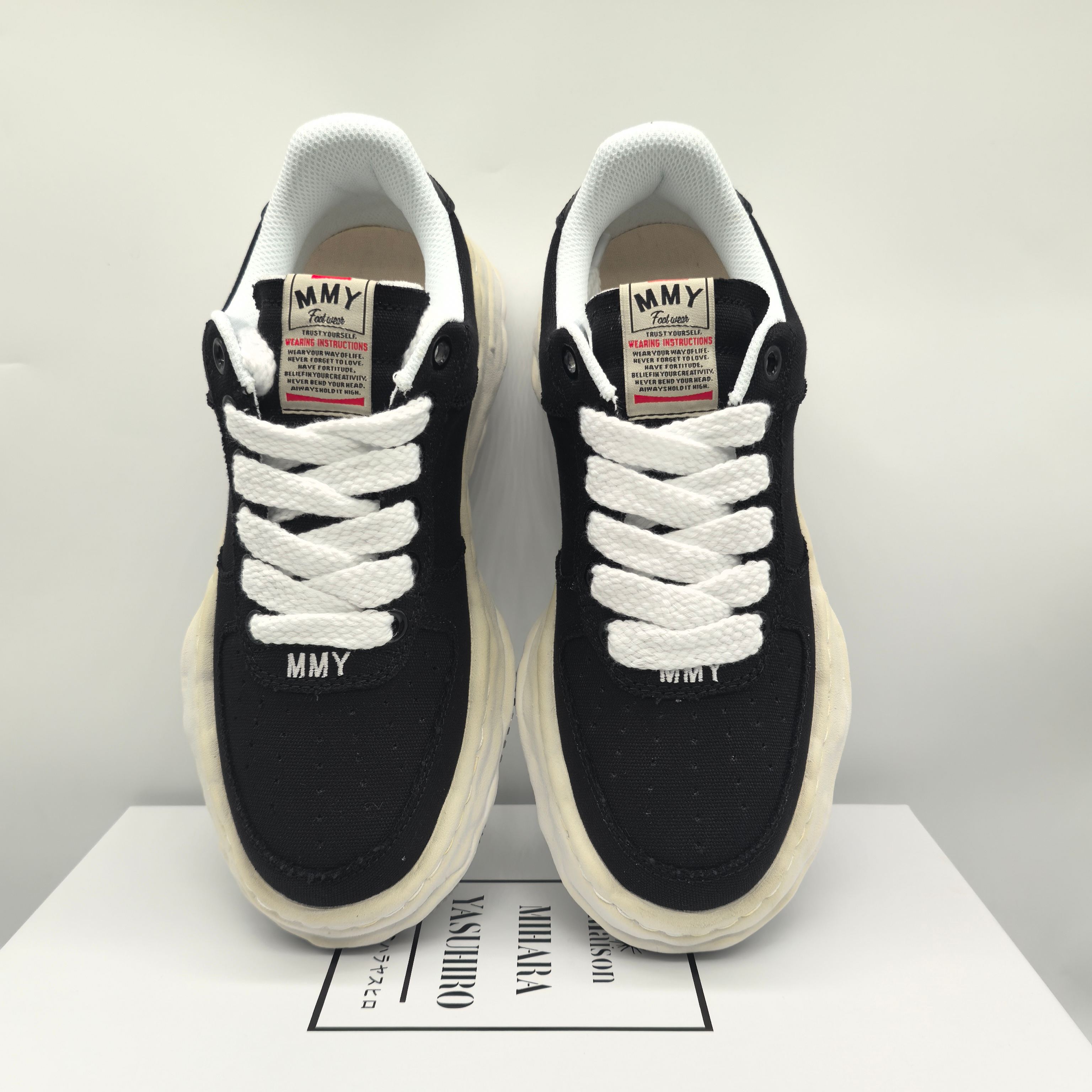 Couple Board Shoes Black M-s