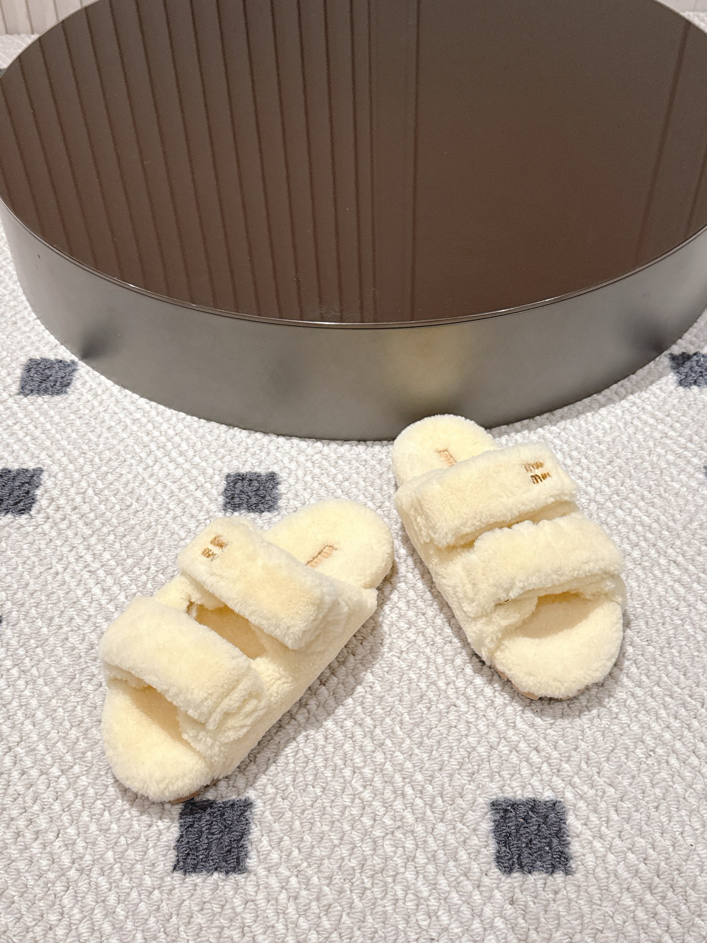 Miu Miu Basic Shoes M