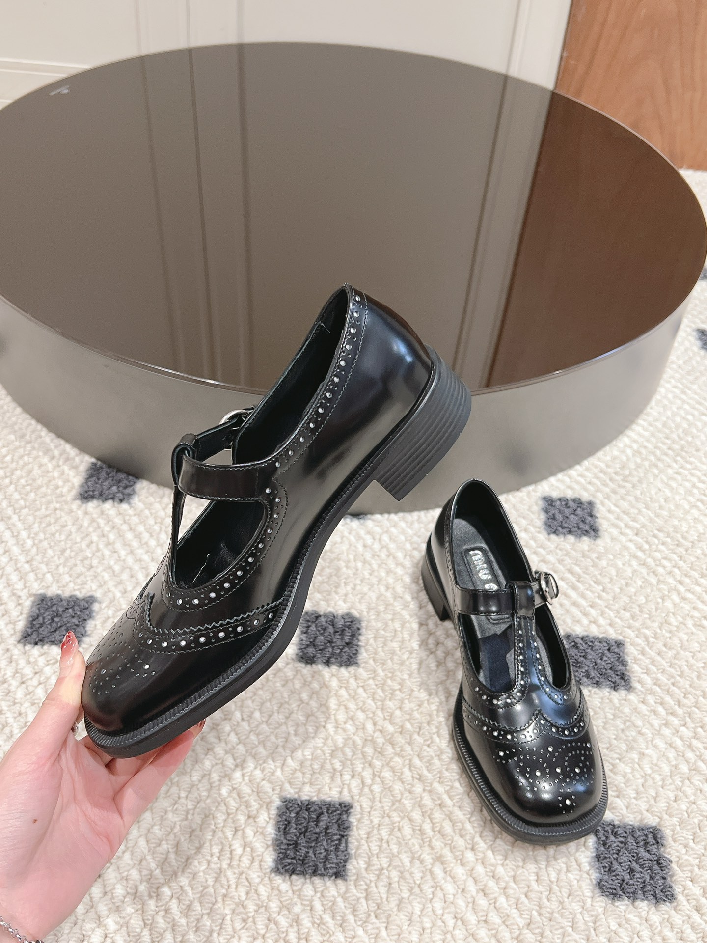 Miu Miu Basic Shoes 40-m