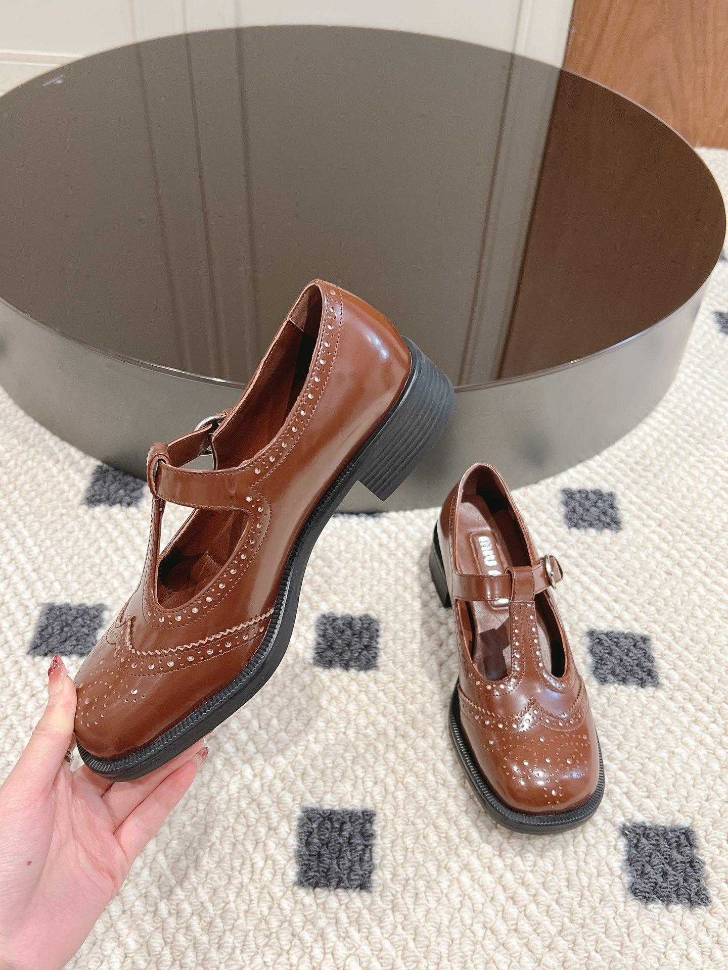 Miu Miu Basic Shoes 40-m