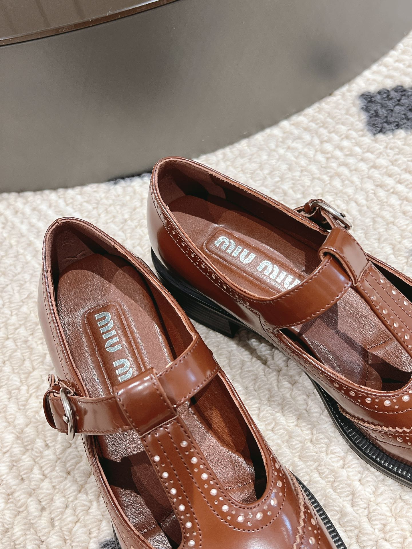 Miu Miu Basic Shoes 40-m