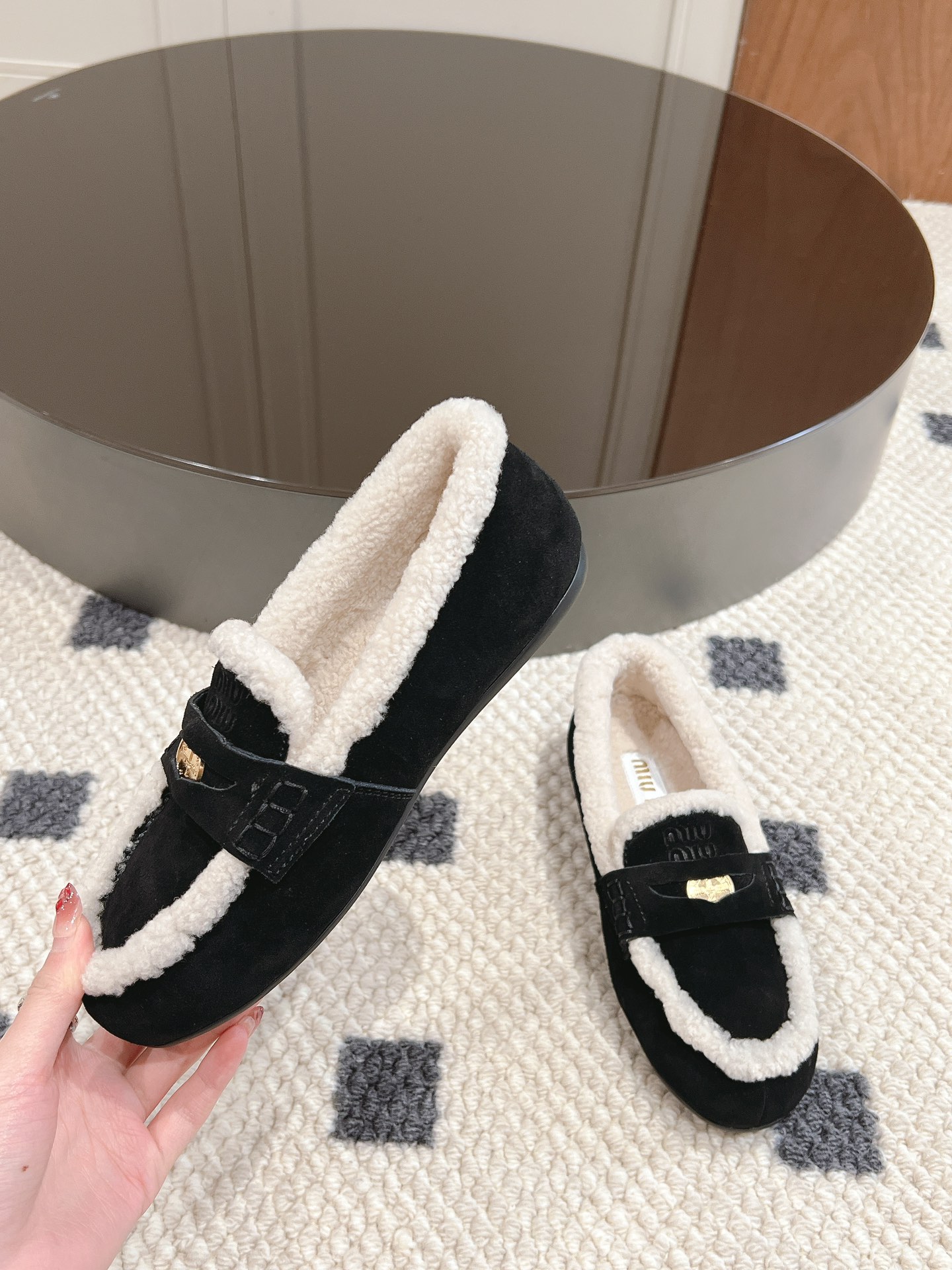 Miu Miu Loafers M-l