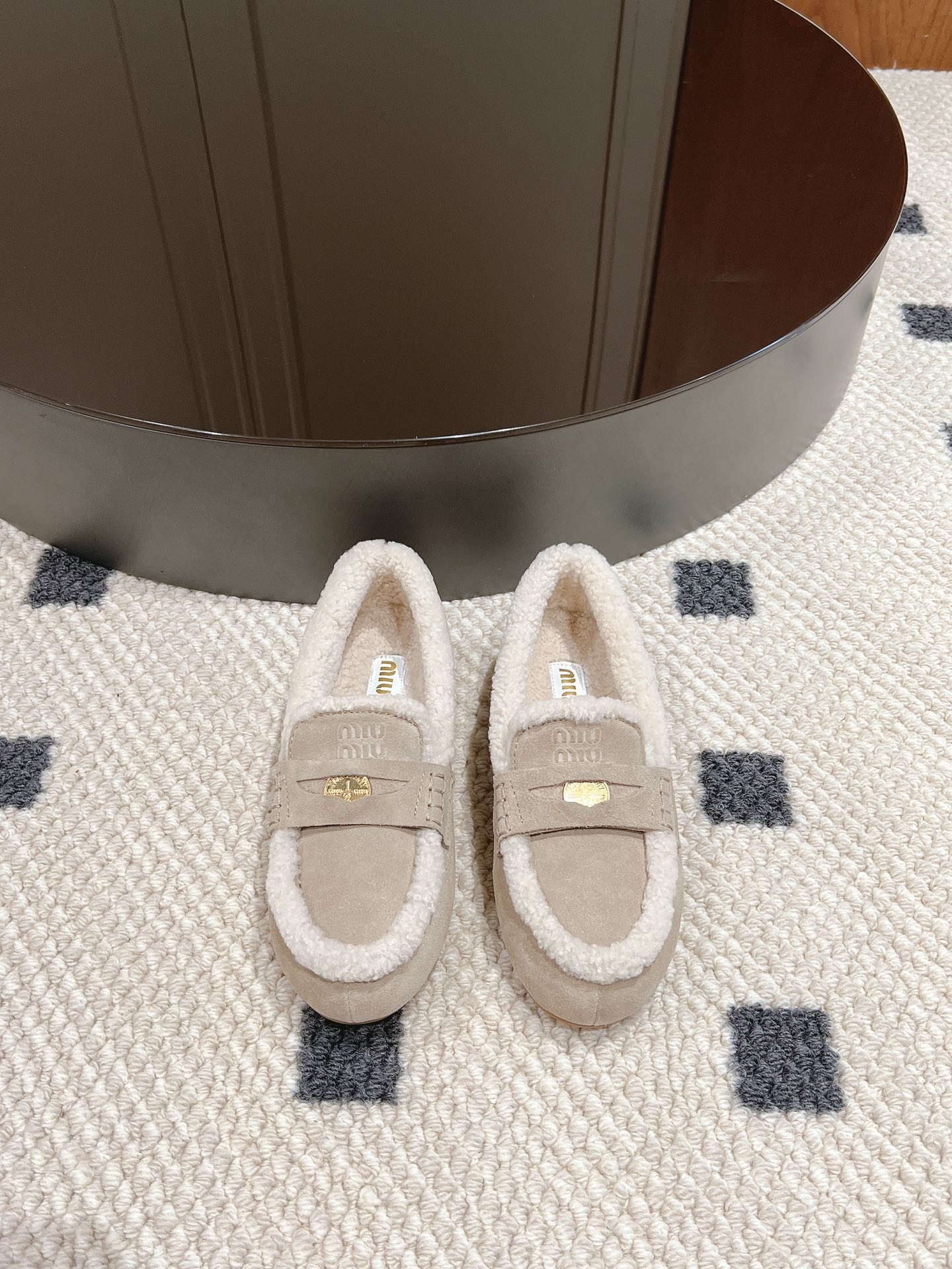 Miu Miu Loafers M-l