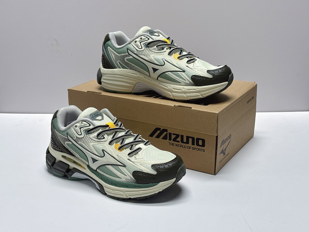 Adidas Male Sneakers M-l